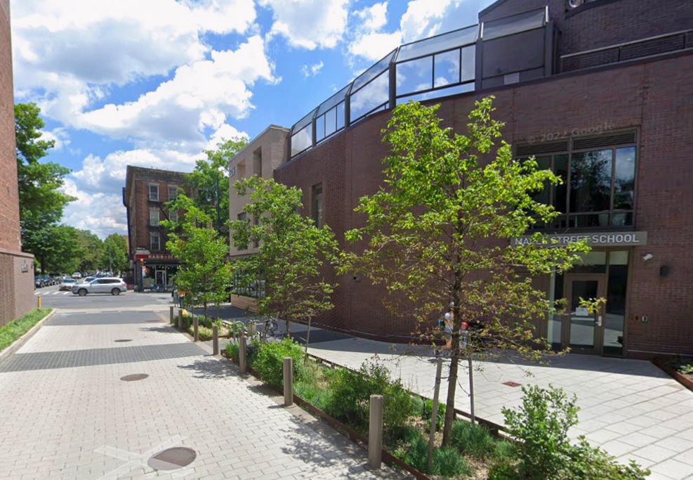 Image of our lower school building at 626 Flatbush Avenue